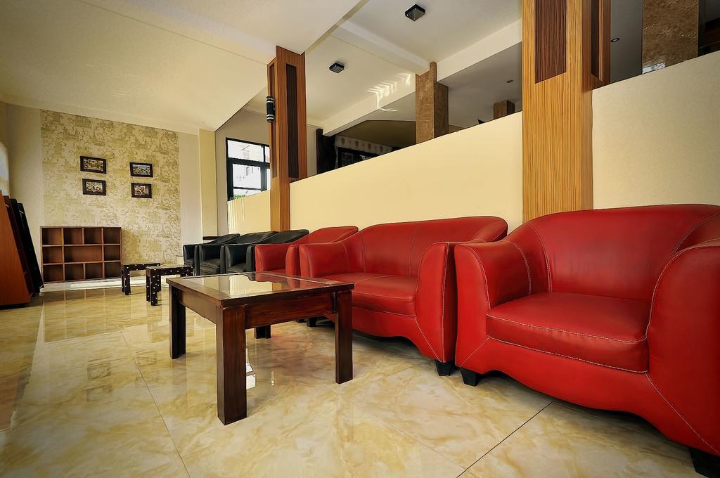 Spencer Green Hotel Batu  Exterior foto